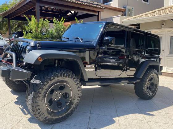 JEEP WRANGLER 3.6 UNLIMITED SPORT 4X4 V6 GASOLINA 4P AUTOMÁTICO